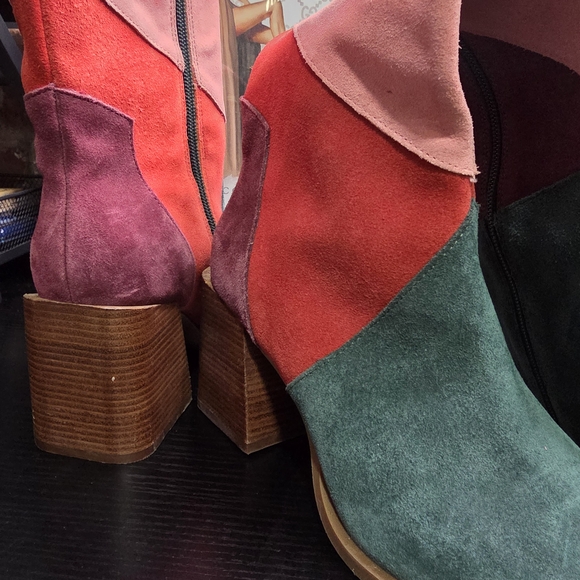 Chelsea & Violet Multicolor Patchwork Heeled Boots - Picture 7 of 7